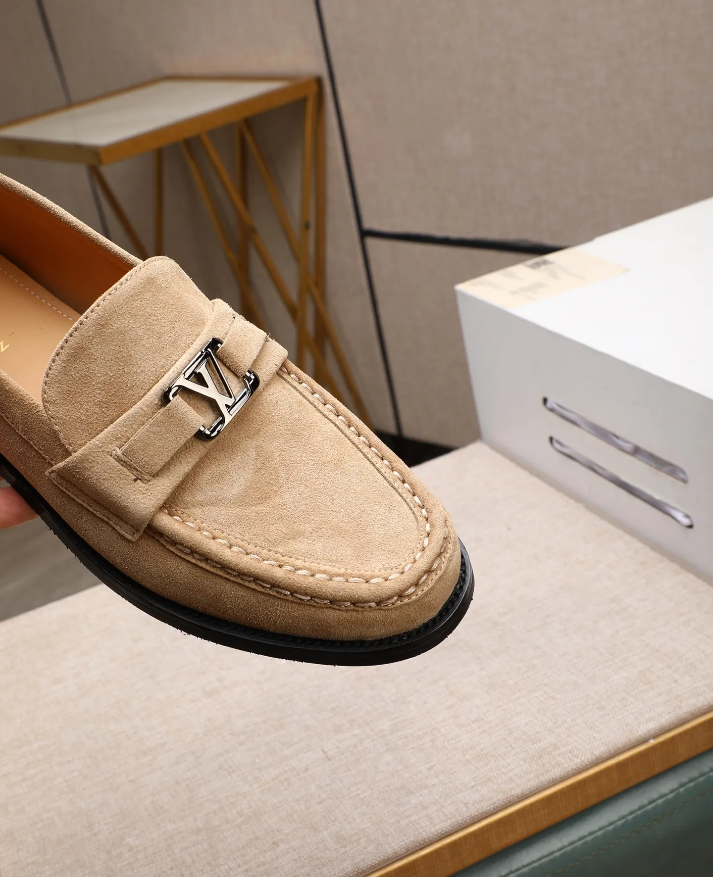 Men's shoes 💰480 📛📛(Niuli) high-end [LOUIS VUITTON】Louis Vuitton official website synchronizes new products👟Milan fashion catwalk style🇰🇾🇰🇾LV house logo, celebrity style, a must-have for fashionistas⚠️First-layer calfskin➕Cowhide lining➕Official website original original outsole👞Number 38-44